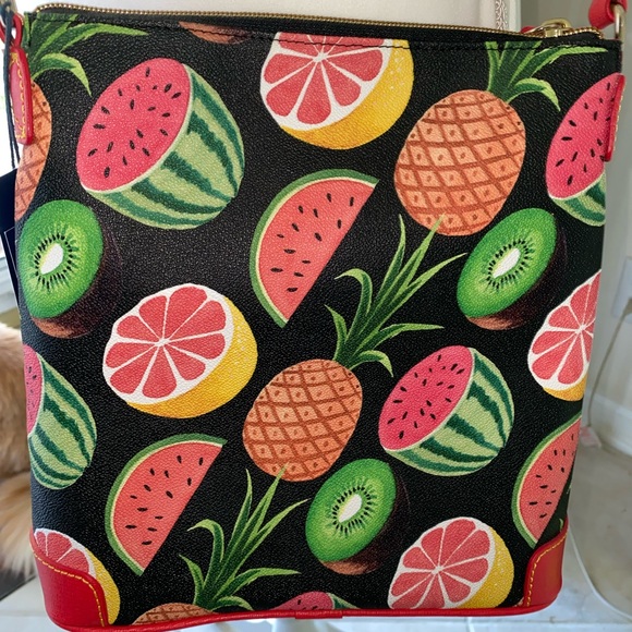 🍊🍉🍍🥝Dooney and Bourke Crossbody - Picture 7 of 9